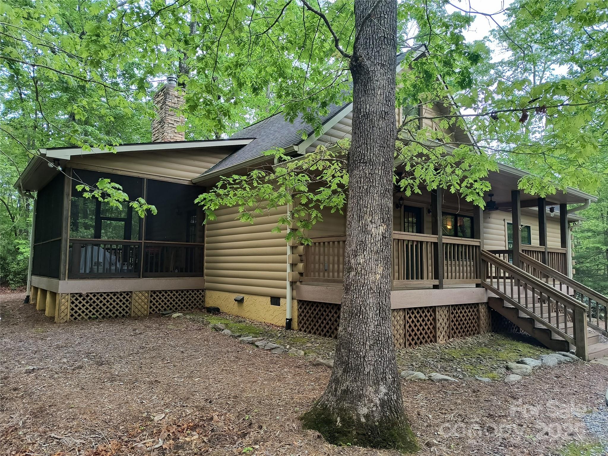 240 Ravenswood Road