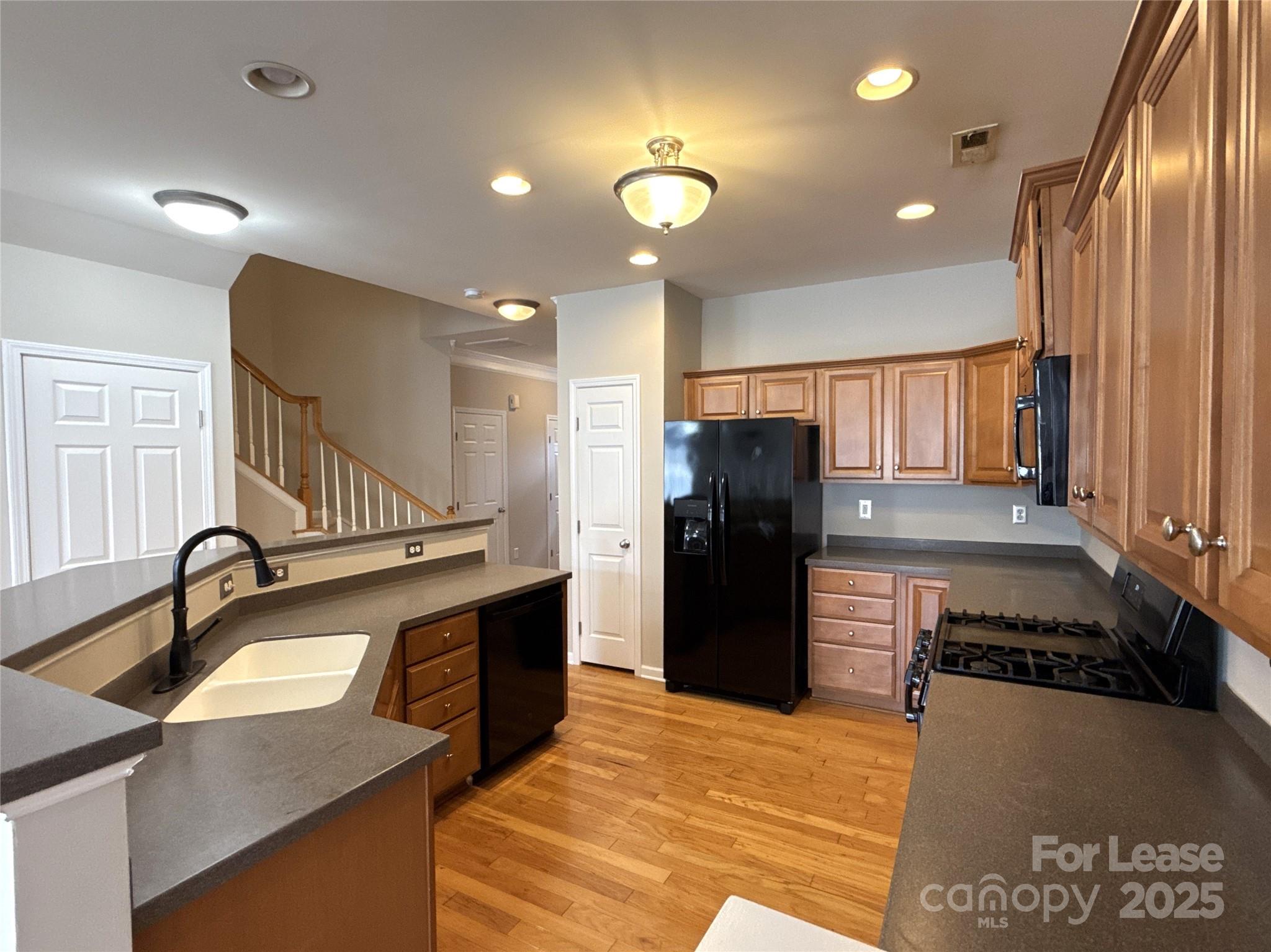 8130 Bridgegate Drive