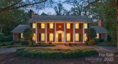 Photo of 2042 2nd Street NW, Hickory, NC 28601 (MLS # 4311401)