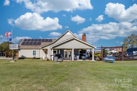 A home in Clover