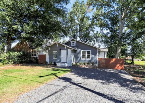 Photo of 2233 Highland Street, Charlotte, NC 28208 (MLS # 4432445)