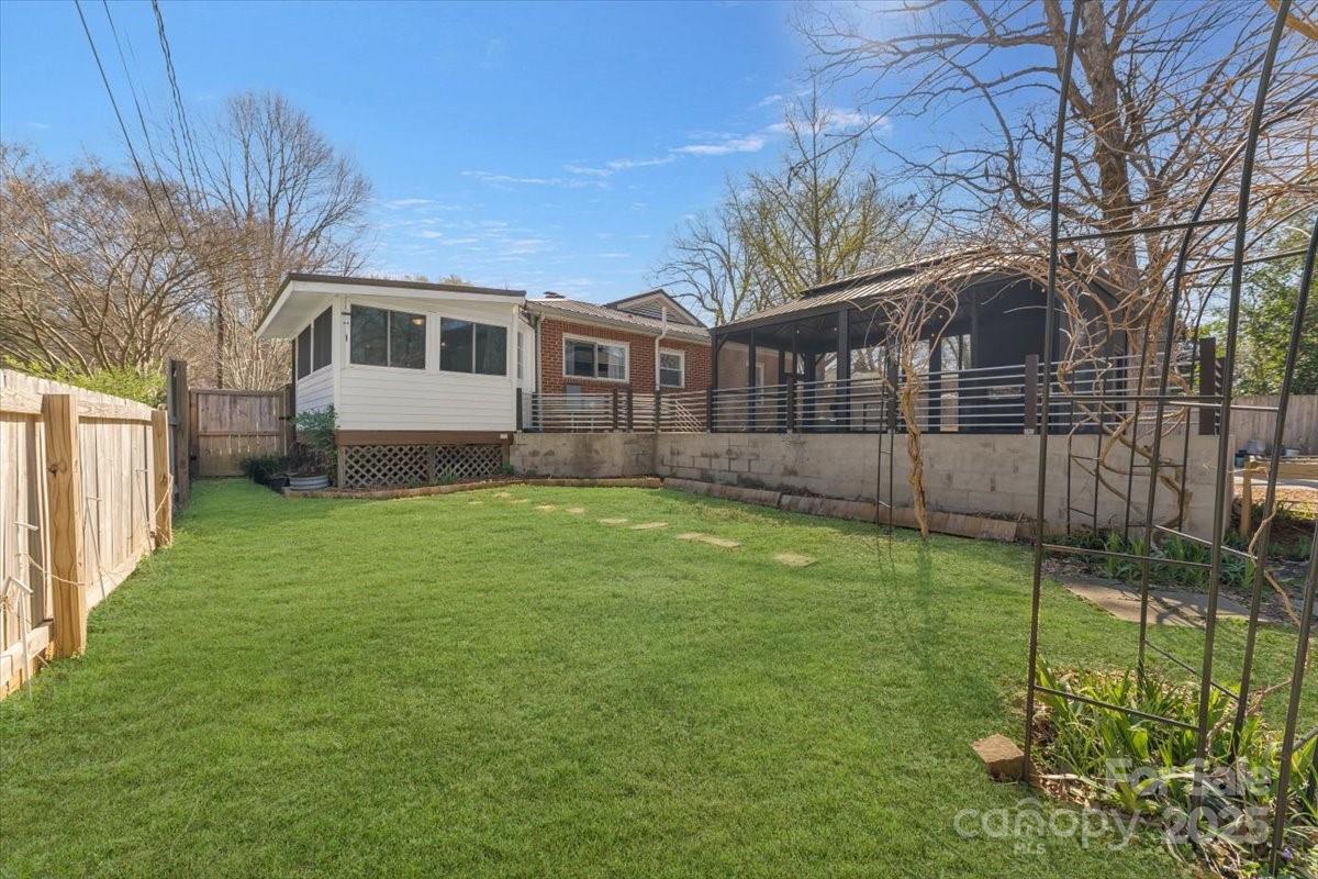 Royal Oaks - Residential
