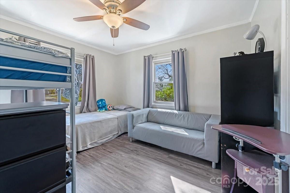 Royal Oaks - Residential