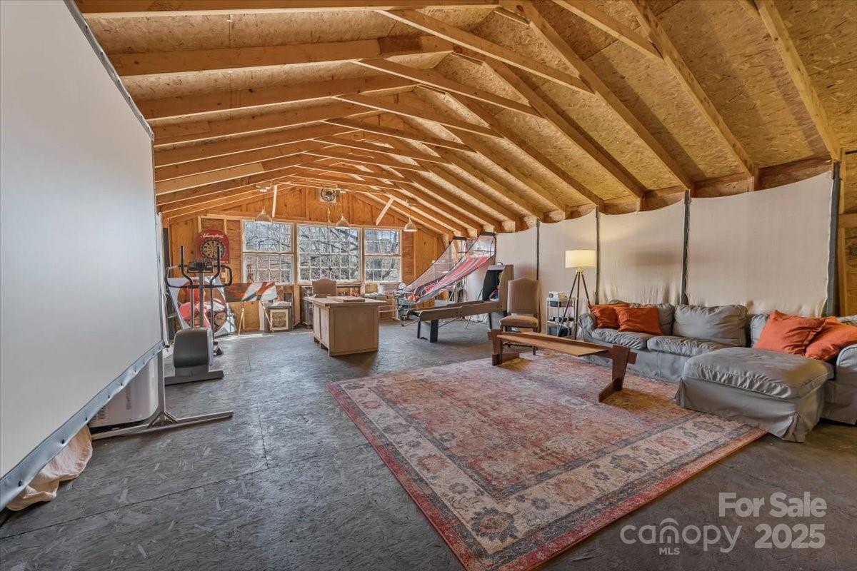 Royal Oaks - Residential