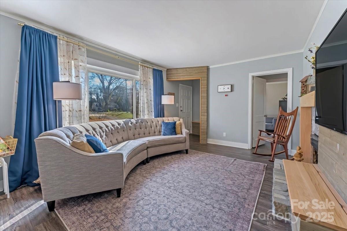 Royal Oaks - Residential