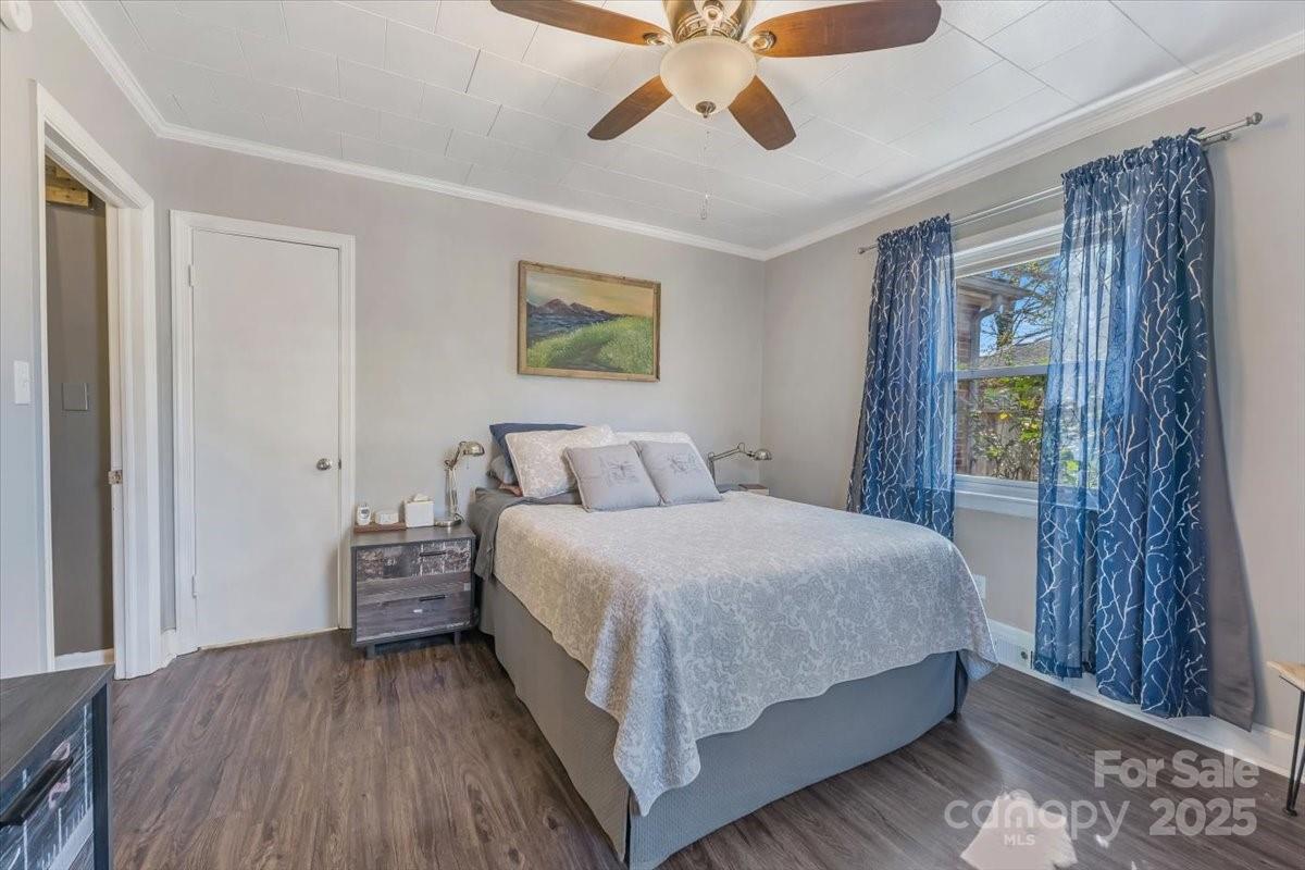 Royal Oaks - Residential