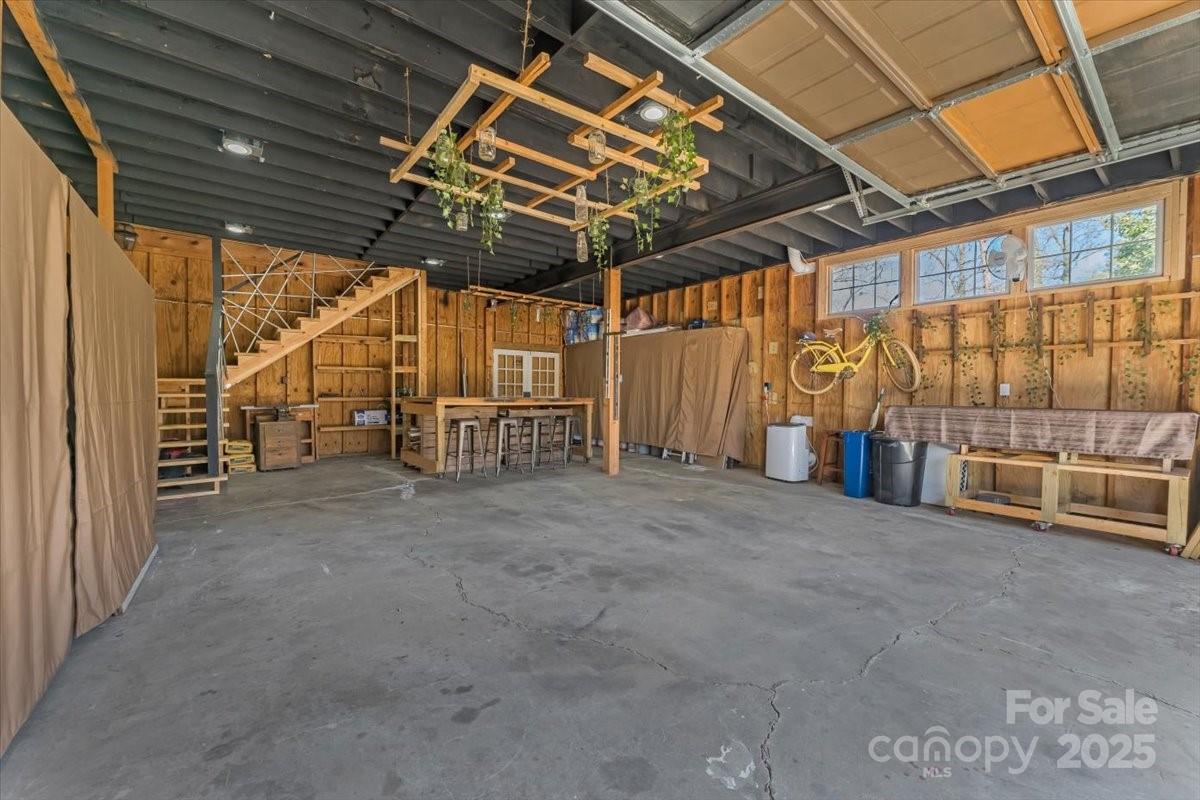 Royal Oaks - Residential