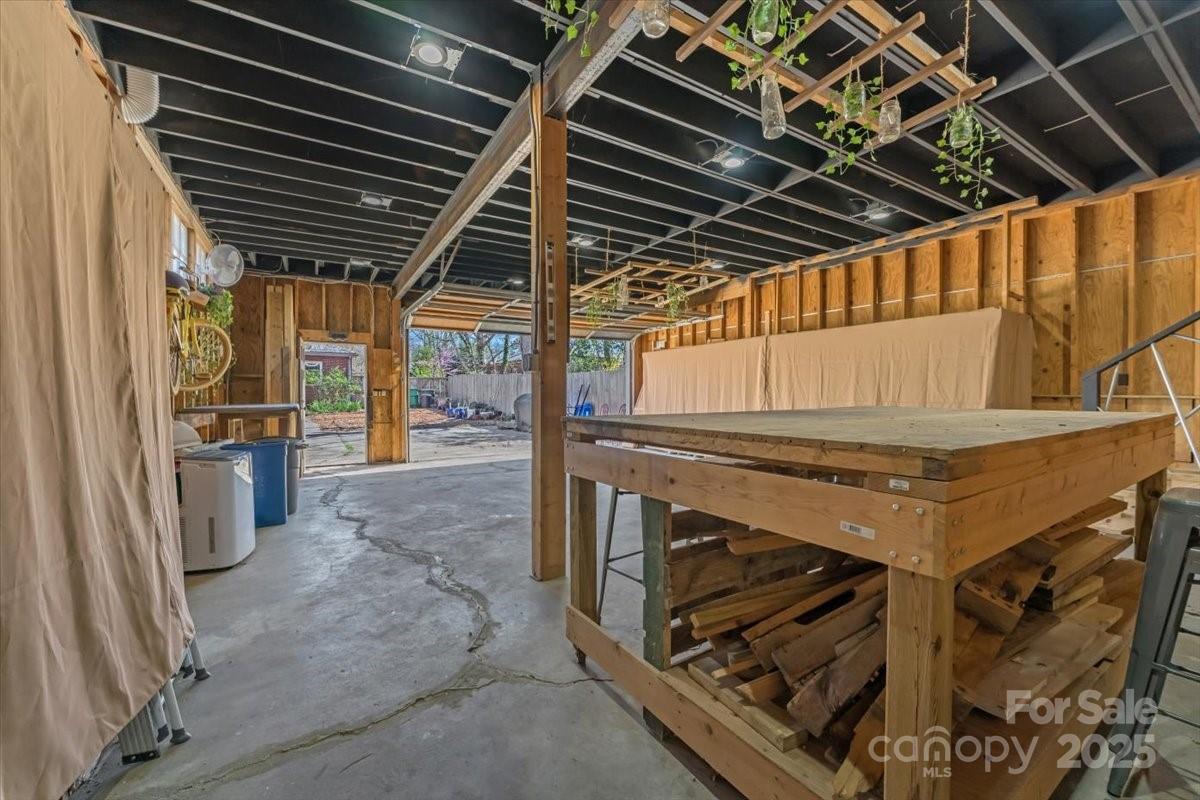 Royal Oaks - Residential