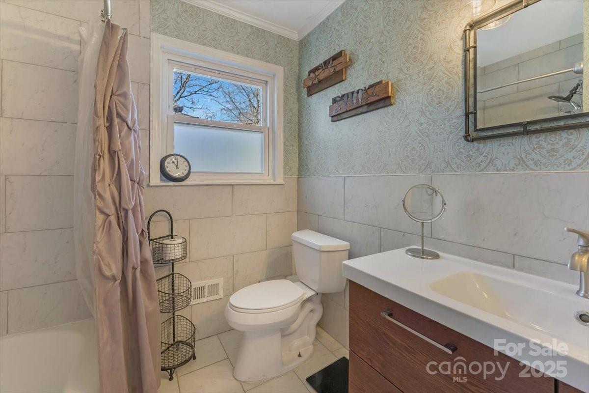 Royal Oaks - Residential