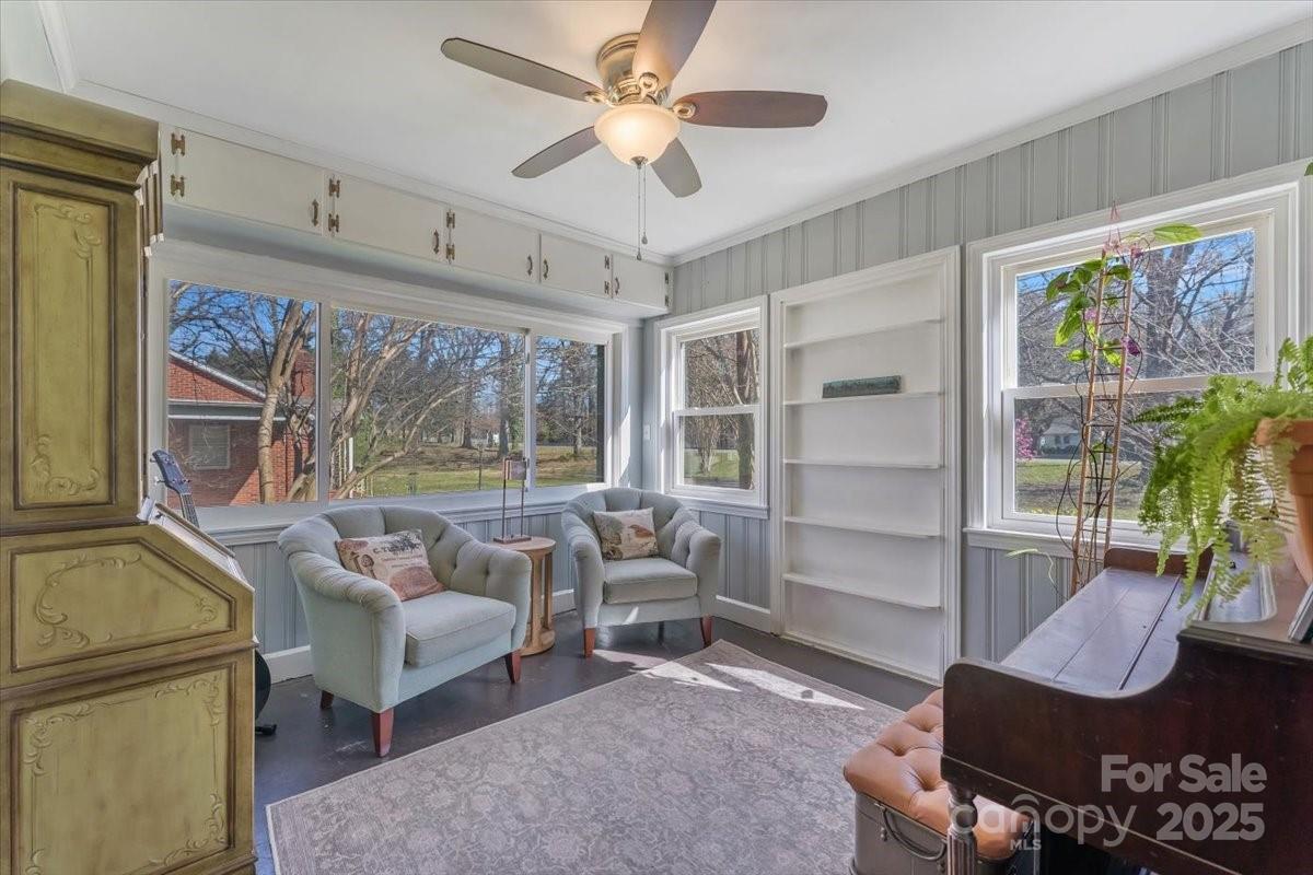 Royal Oaks - Residential