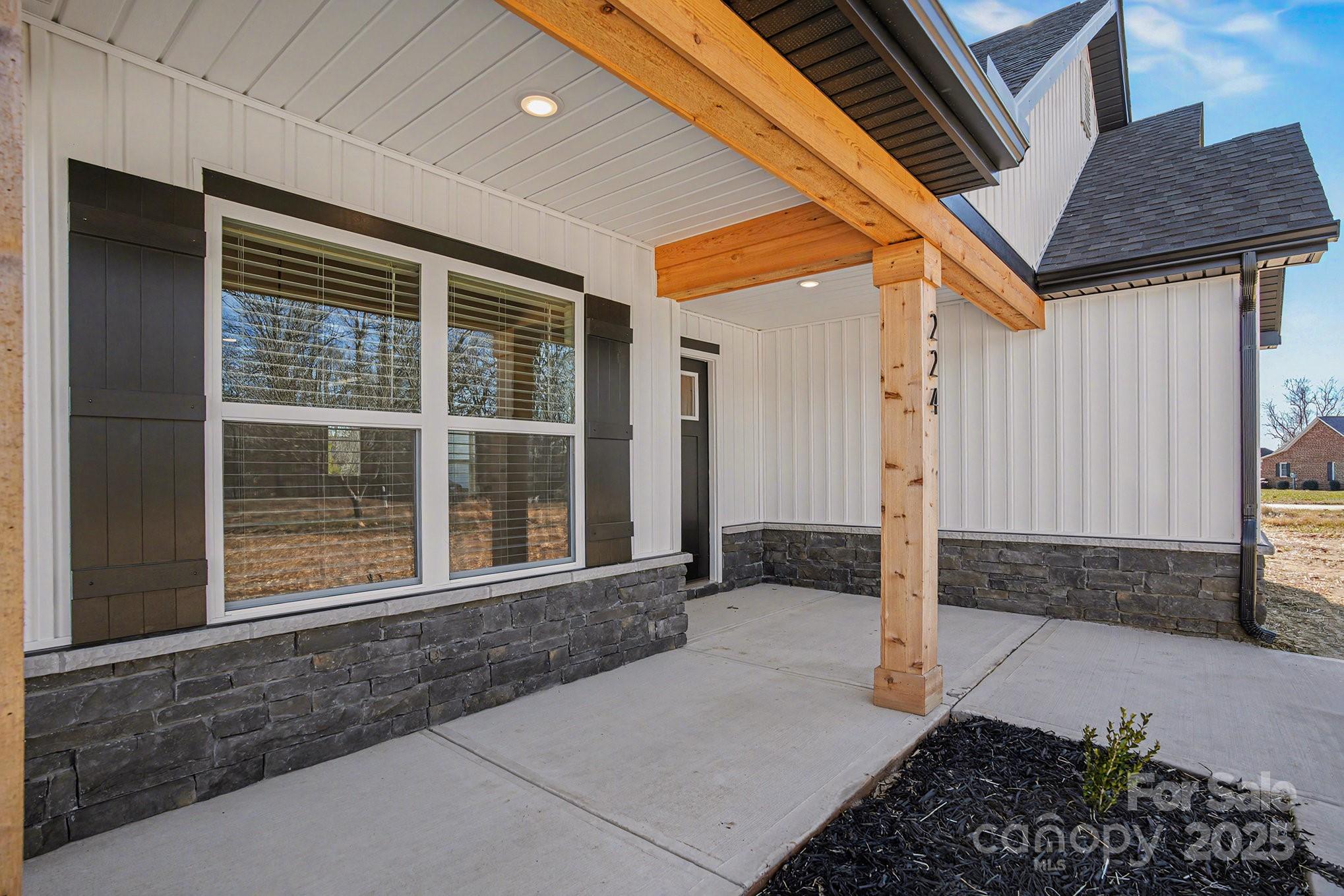 224 Meadow Oaks Drive