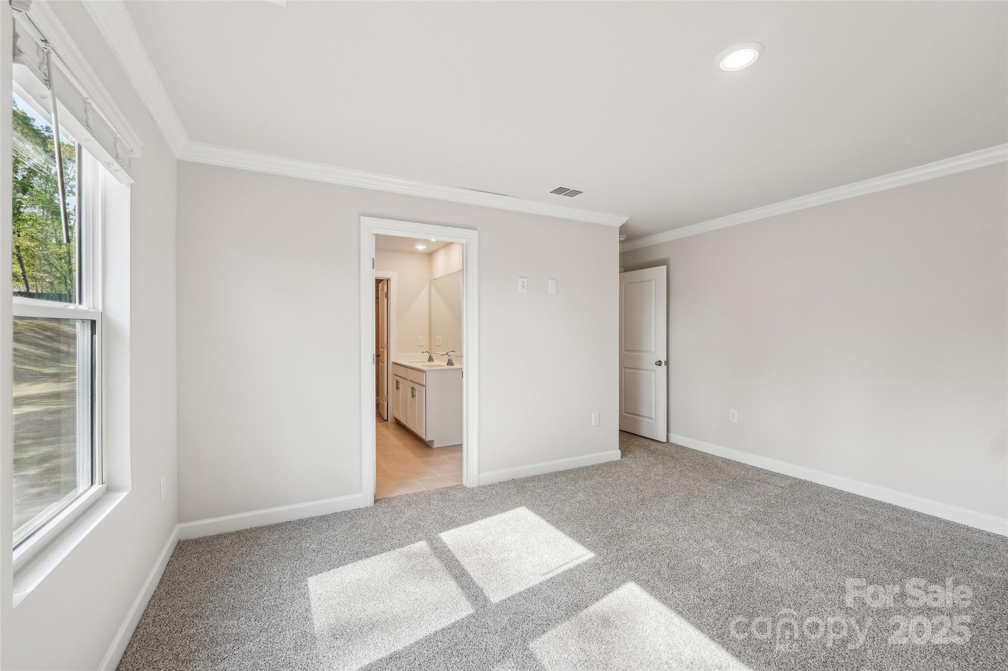 Seattle Crossing - Residential