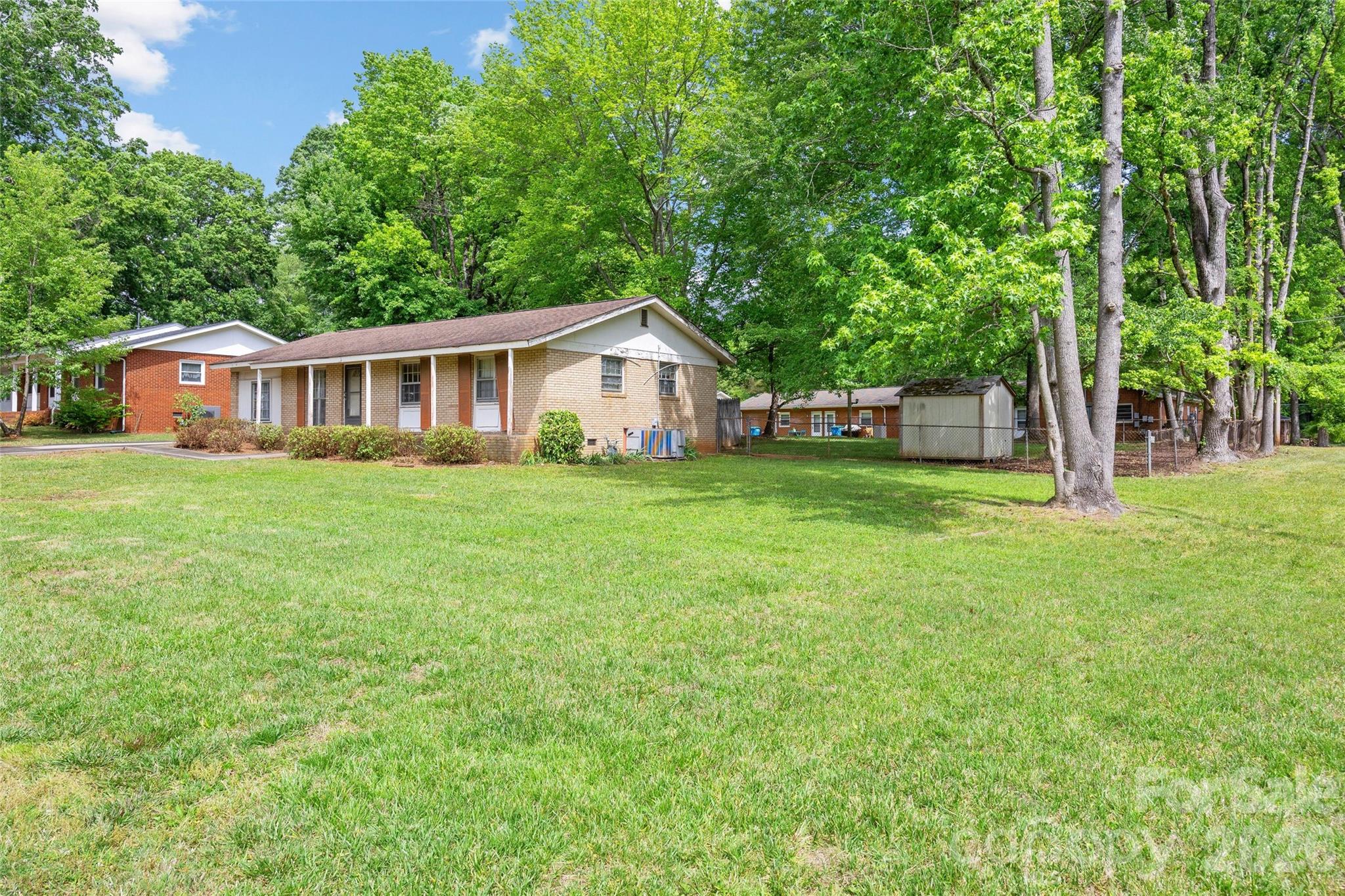 308 Club View Lane