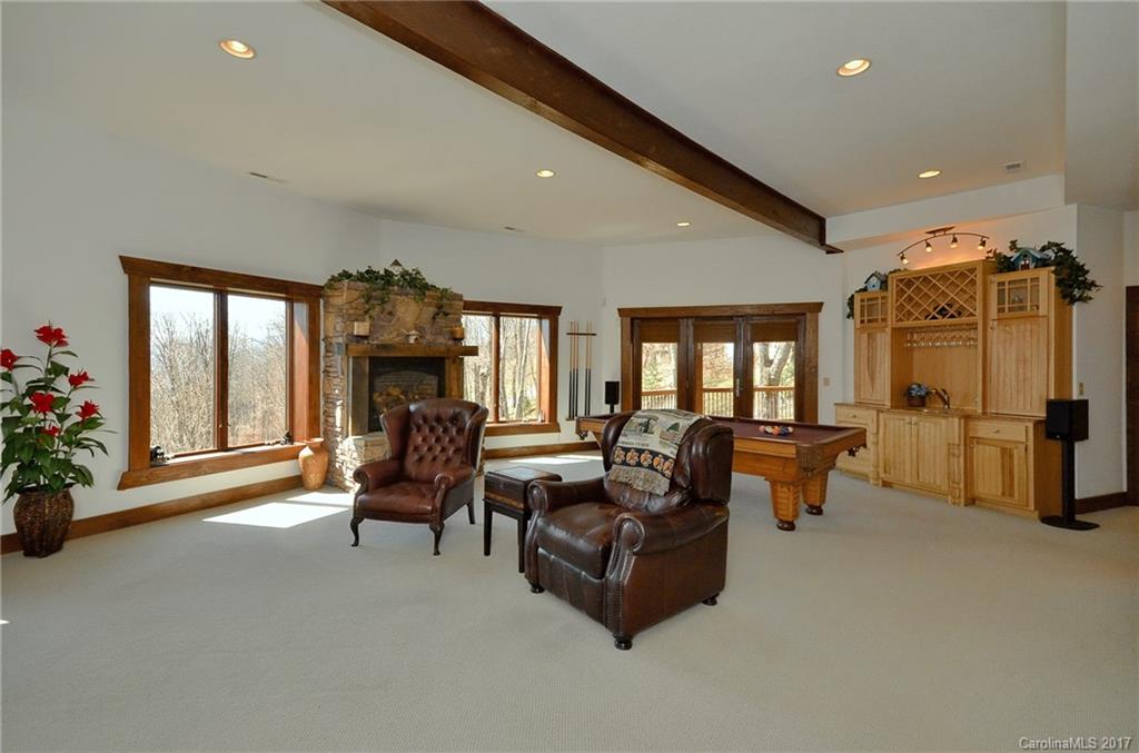 Crestview Pointe - Residential