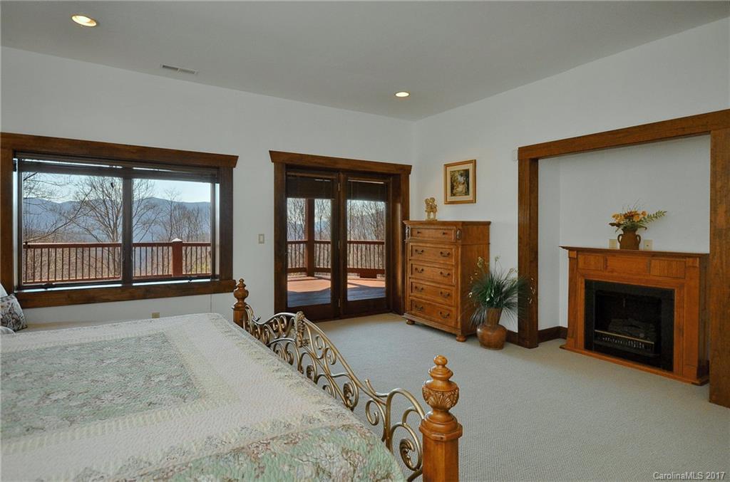 Crestview Pointe - Residential