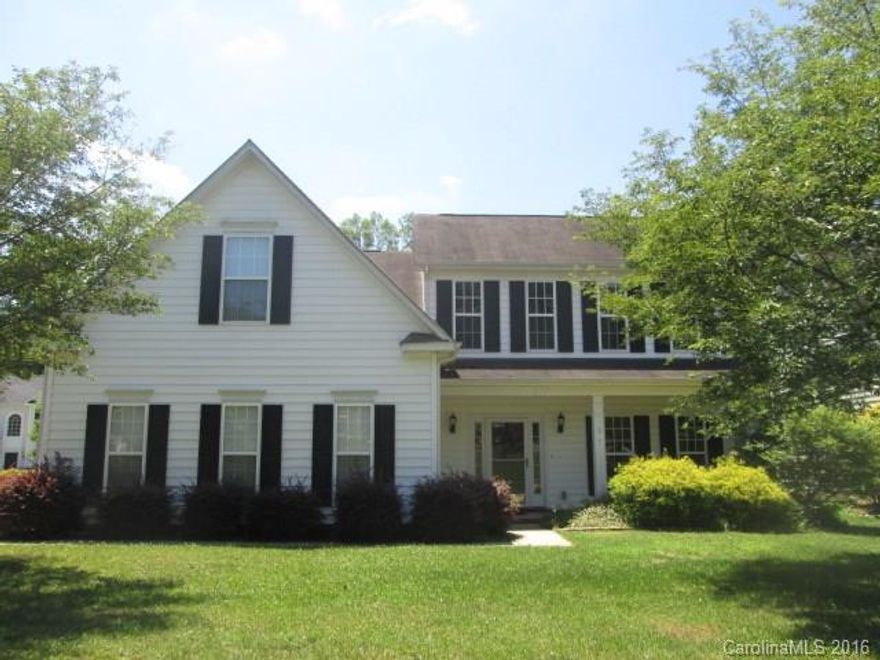 Large home features master down, sun room and small bonus area upstairs. Kitchen has lots of cabinets and storage. Master suite features garden tub, separate shower, dual vanity and walk in closet.  Pet fee is per pet that does not exceed 30 lbs.