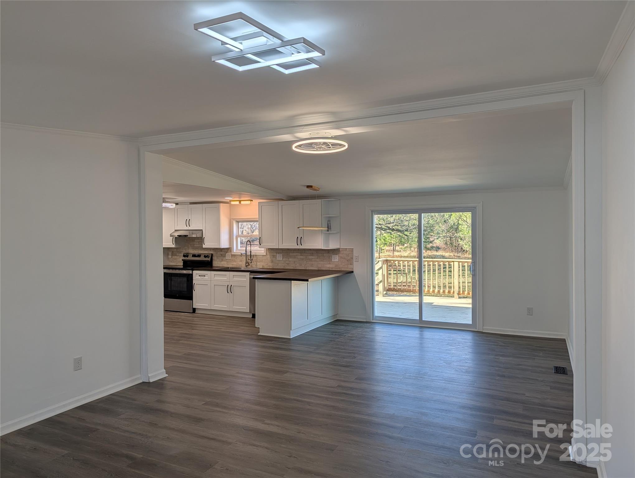 1334 Mecklenburg Highway