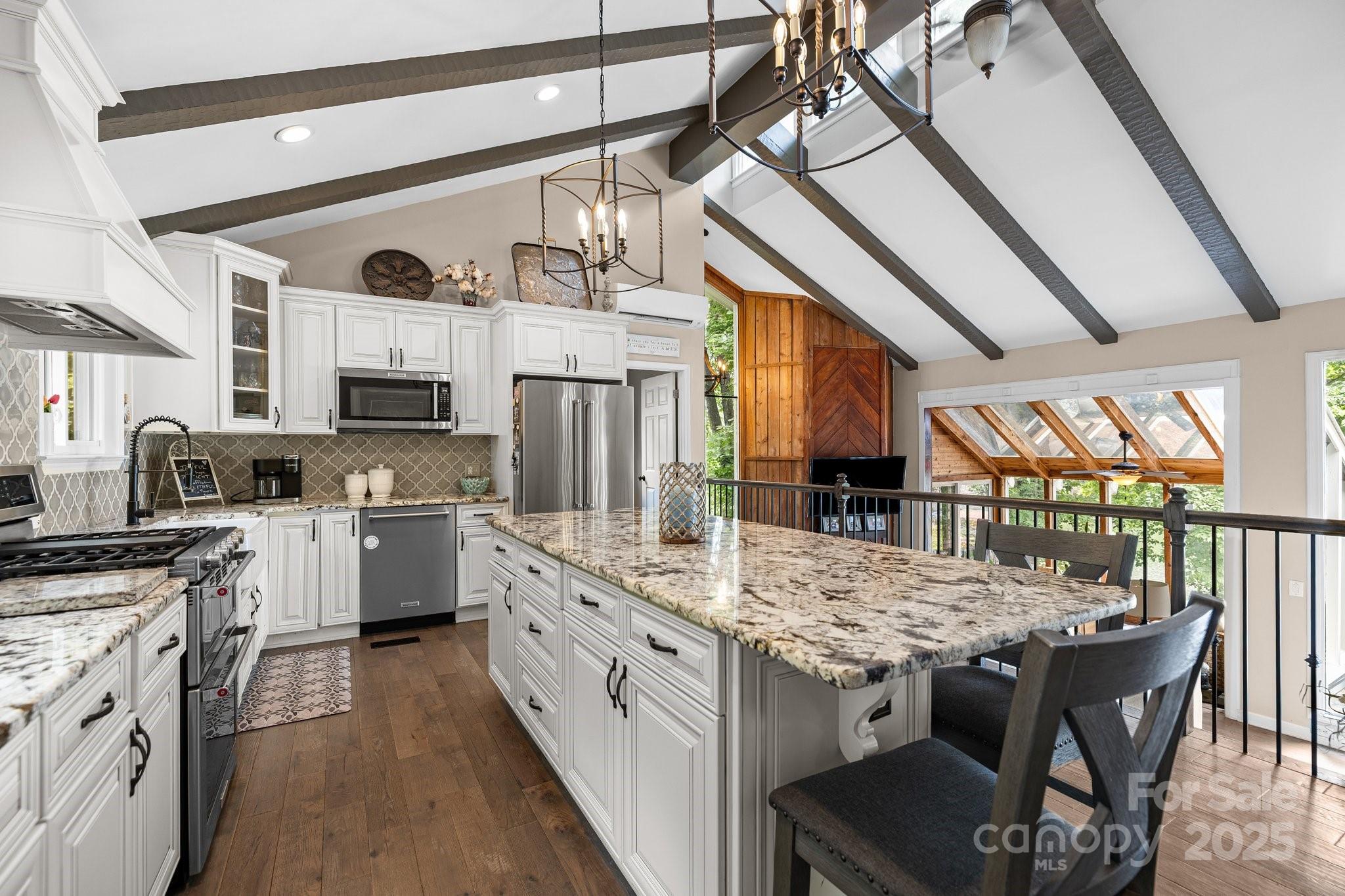 1111 Palmyra Drive