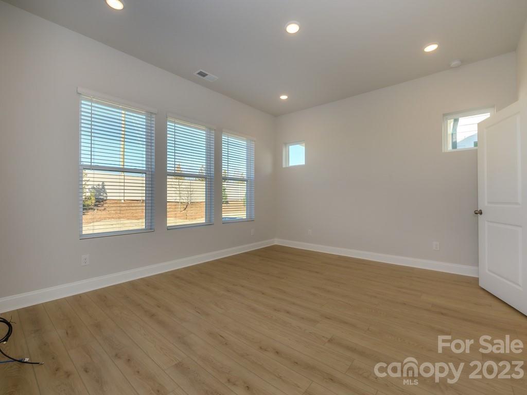 Encore At Streamside - Residential