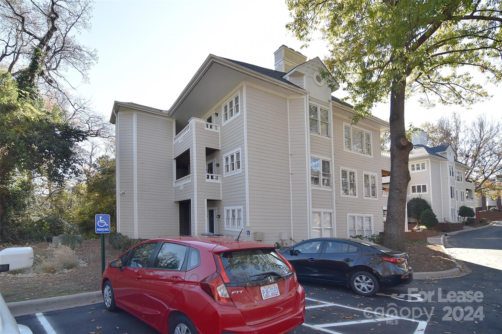 Myers Park - Residential Lease