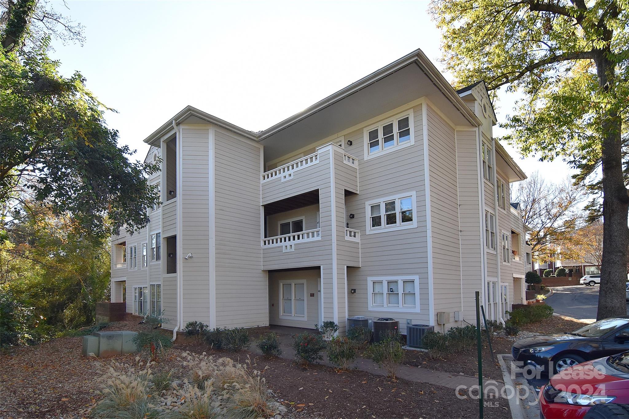 Myers Park - Residential Lease