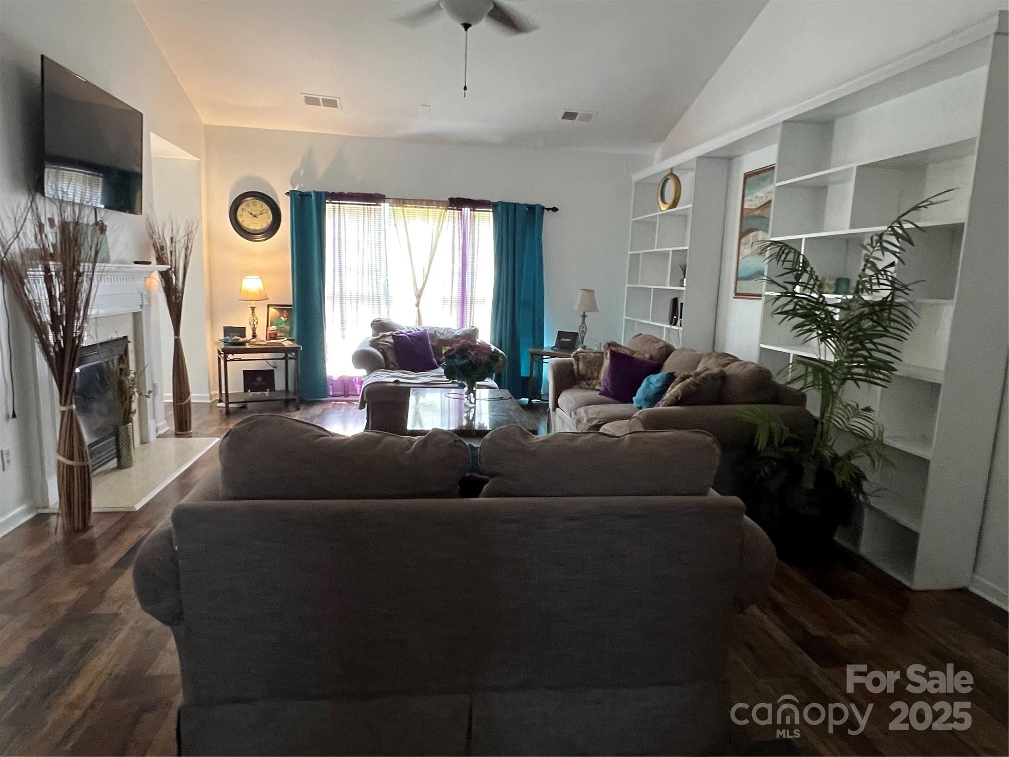 13409 Planters Row Drive