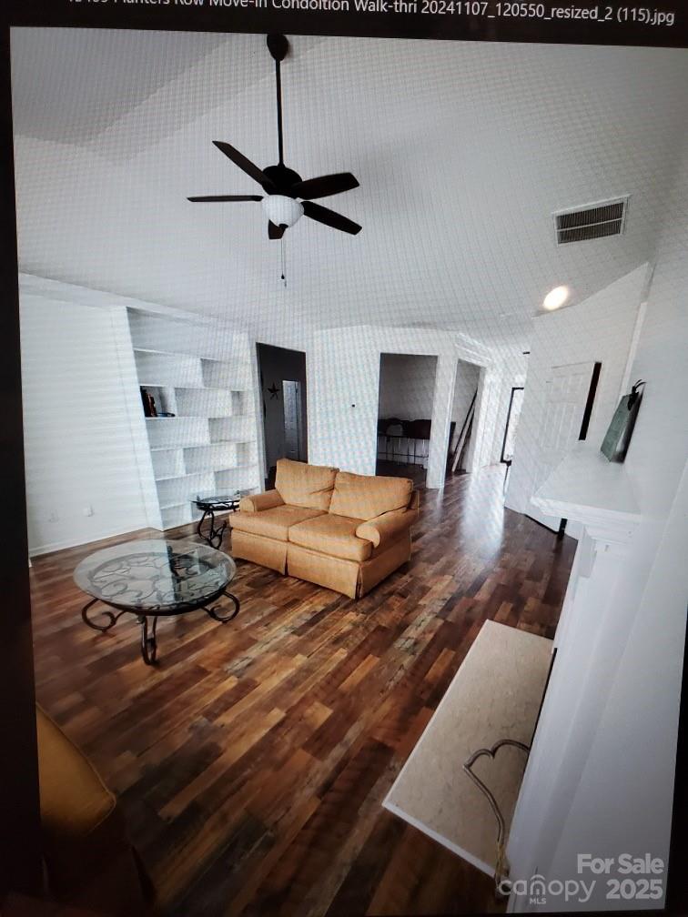13409 Planters Row Drive