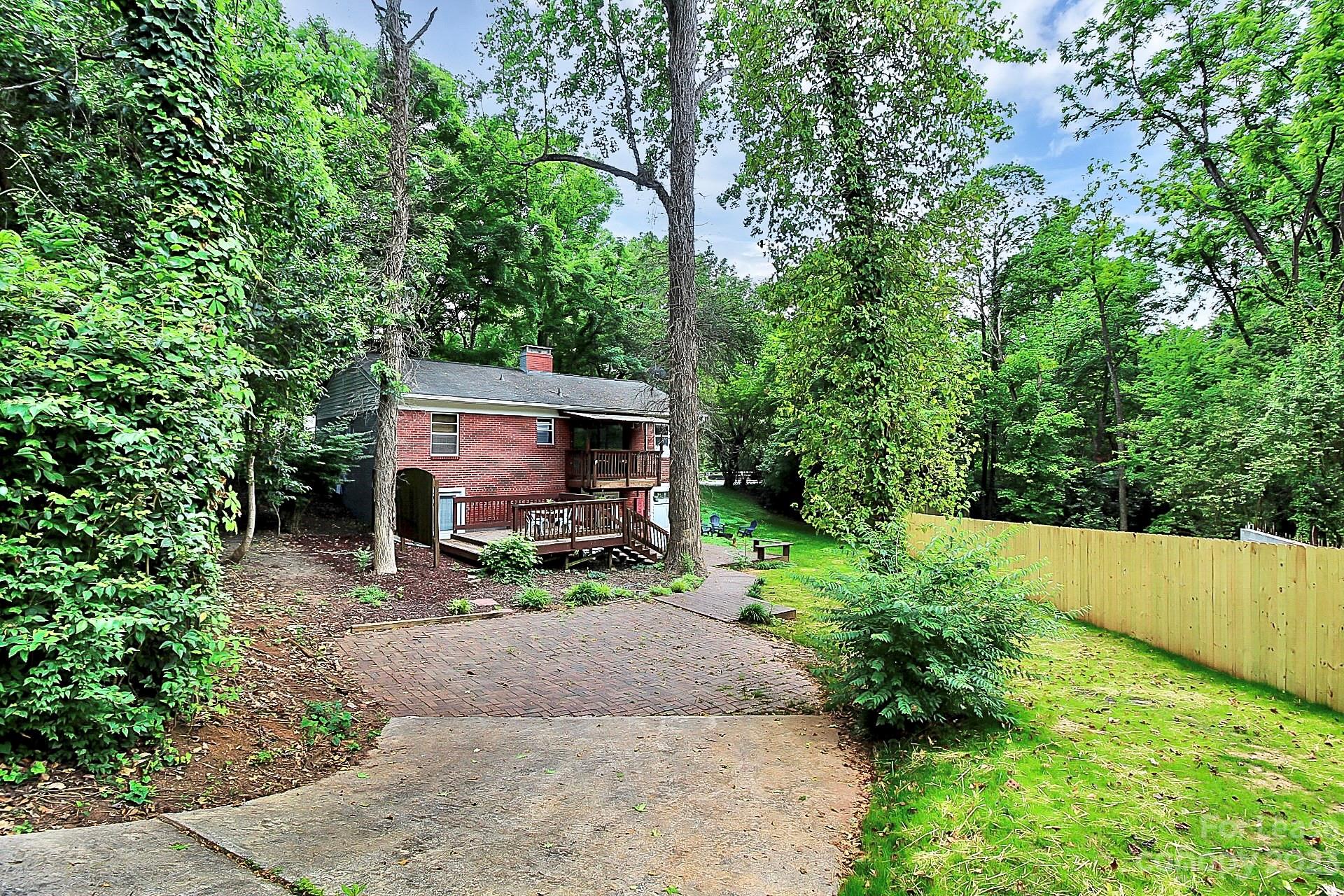 Selwyn Park - Residential Lease