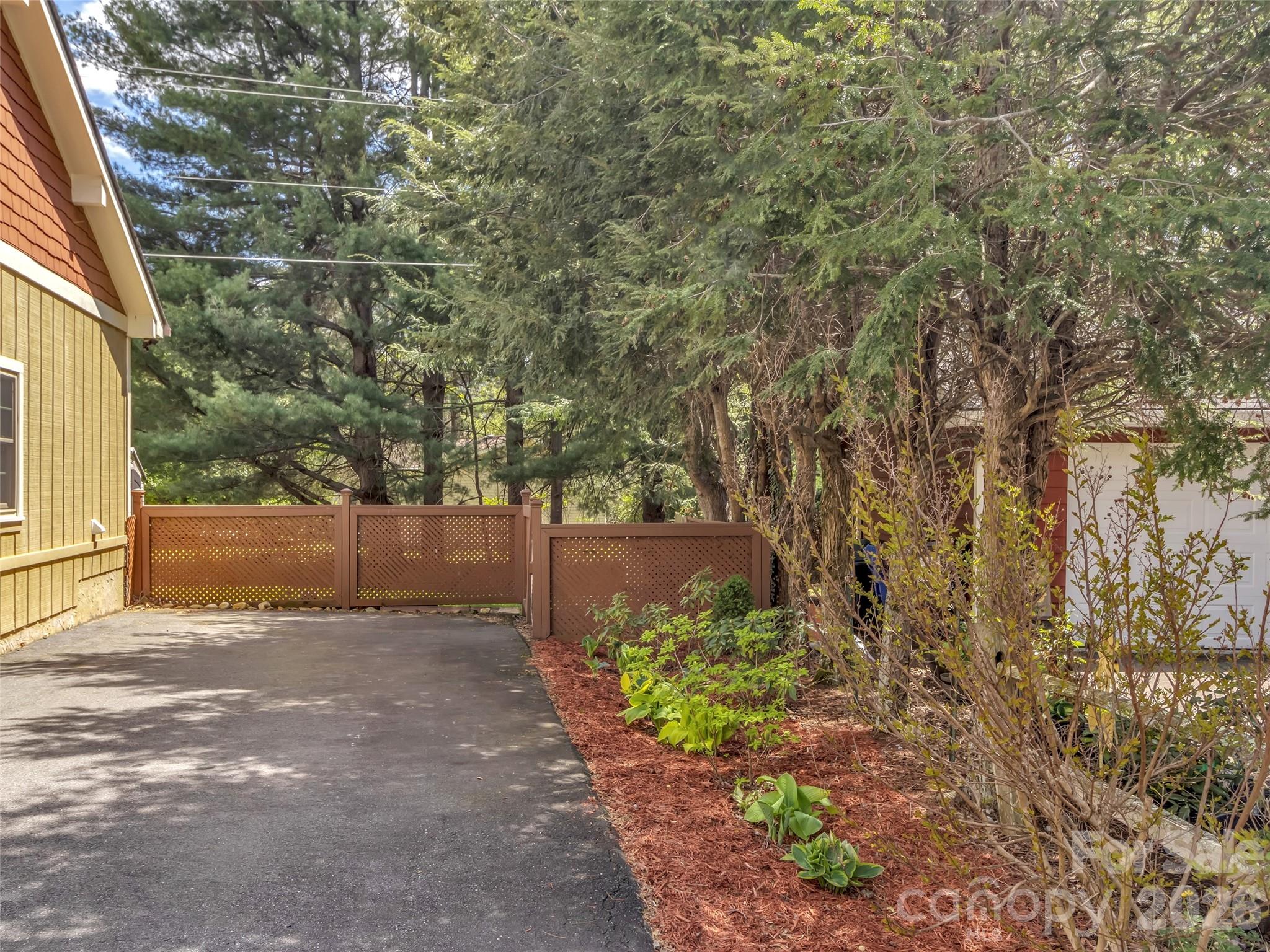 Valley Creek Run - Residential