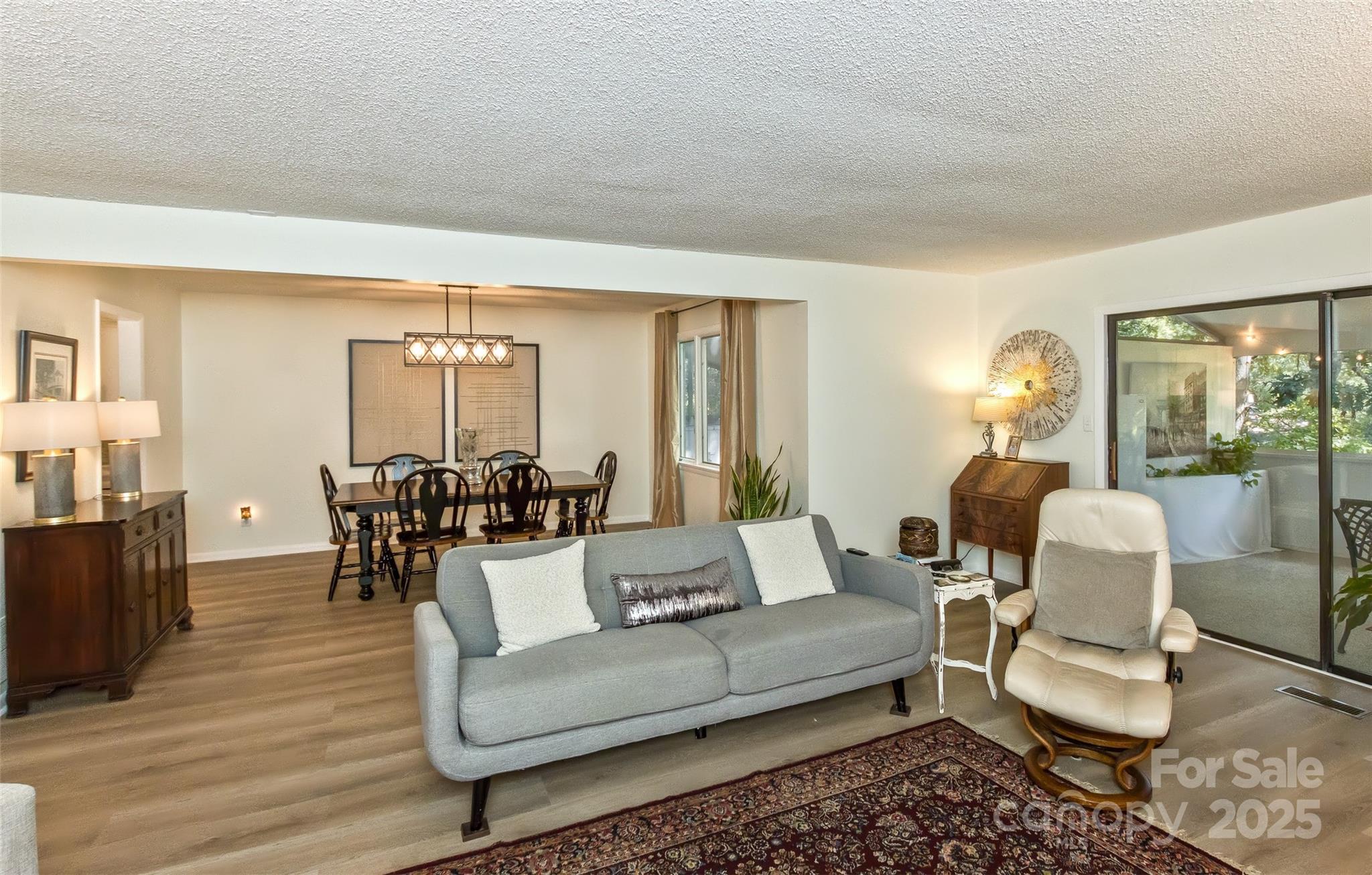 503 Crowfields Lane
