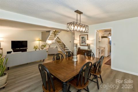 503 Crowfields Lane Asheville NC 28803