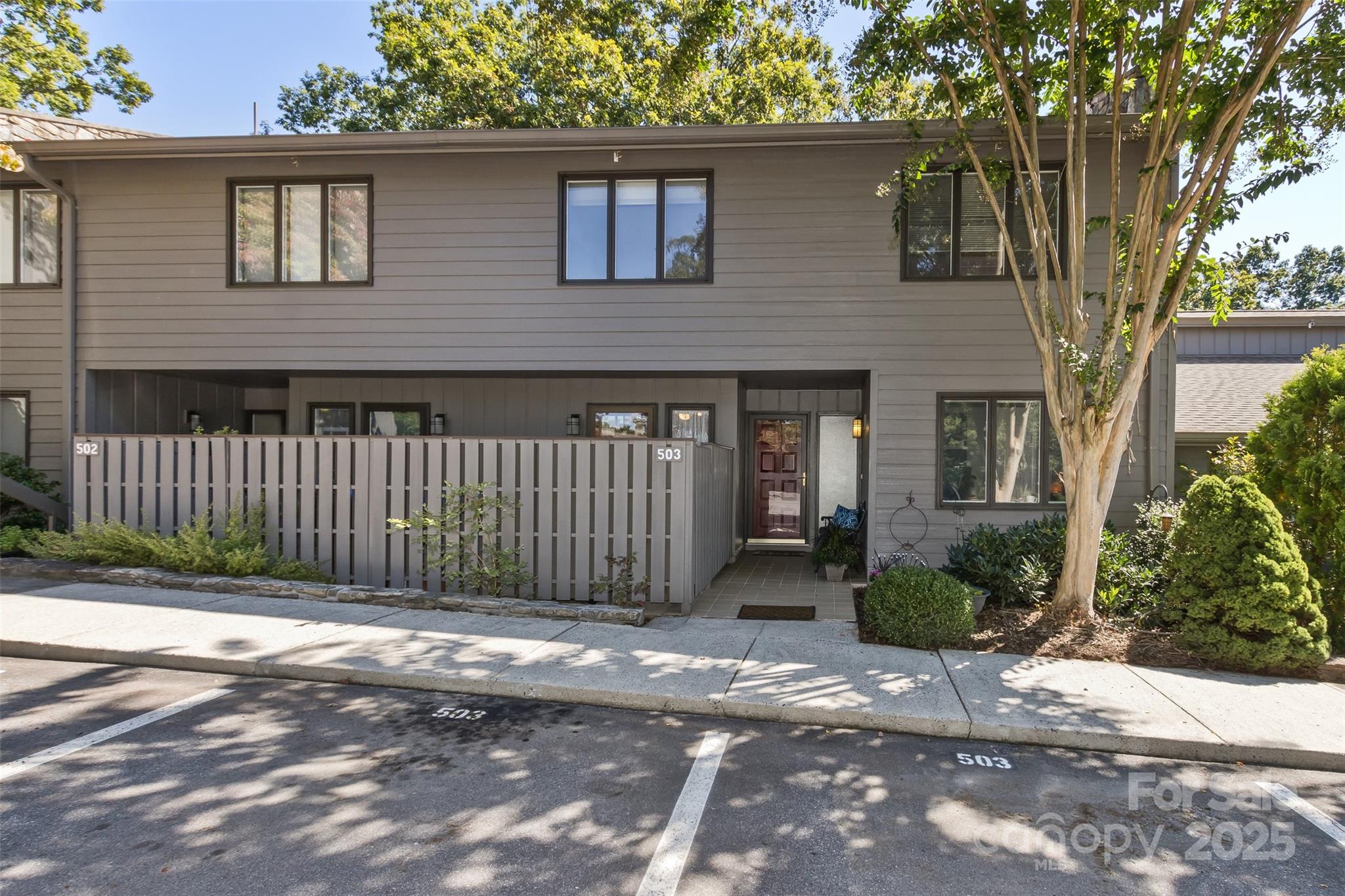 503 Crowfields Lane