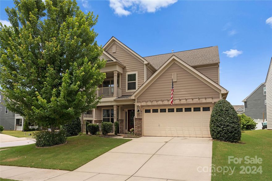 Stunning Eastwood built Charleston inspired home, in the sought after Walnut Creek. No stone has been left unturned from the light oak hardwood floors throughout the main, crown molding, wainscoting, fresh paint, recessed lighting, updated hardwood flooring on second level and all stairs, surround sound in loft and so much more. The Chefs kitchen includes 42-inch cabinets, stainless steel appliances, 5 burner gas range, modern ceramic backsplash, and a large breakfast bar, which makes this space great for entertaining! The open living room w gas fireplace, breakfast area & sunroom lead to the private and meticulously landscaped fenced in back yard w/custom pond, custom lighting, covered stamped concrete patio w/fan. Also, on main level is a large bedroom w/ full bath. On the second, primary suite w/ tray ceilings, soaking tub, walk-in shower, dual vanities, built-in lighted magnifying mirror, large closet and linen closet. As well as, 3 spacious bedrooms, 2 full bathrooms laundry room.