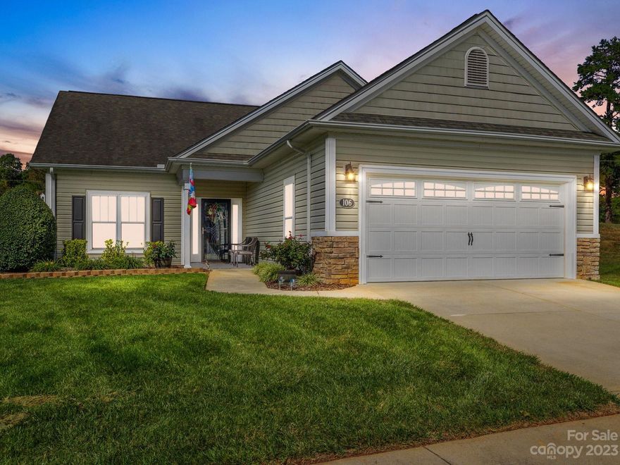 Great floorpan & located on 1 of Biggest / Best lots in the neighborhood. Also adjacent to 1.07 acres of green space giving more privacy extra yard space close by.  Conveniently located in the first cul de sac  as you come into one of the most highly desirable communities in this area.  The Gables At Kepley Farms is a vibrant & active community full of great people living their best lives.  Great location, easy access to lots of cultural & recreational activities: symphony, 3 theater groups, antique & collectable shopping, a planetarium, a renowned genealogical library, many parks, 8 golf courses & lakes, streams, & ponds for fishing.  Community center piece is  4000 square feet clubhouse that has scheduled activities, community can also use fitness center, library, movies, & games, & TV.  Wood floors, Fireplace, Sun / Screen Porch.  HOA is $130/mo includes lawn care. NEW CARPETS GOING IN 2/23/24