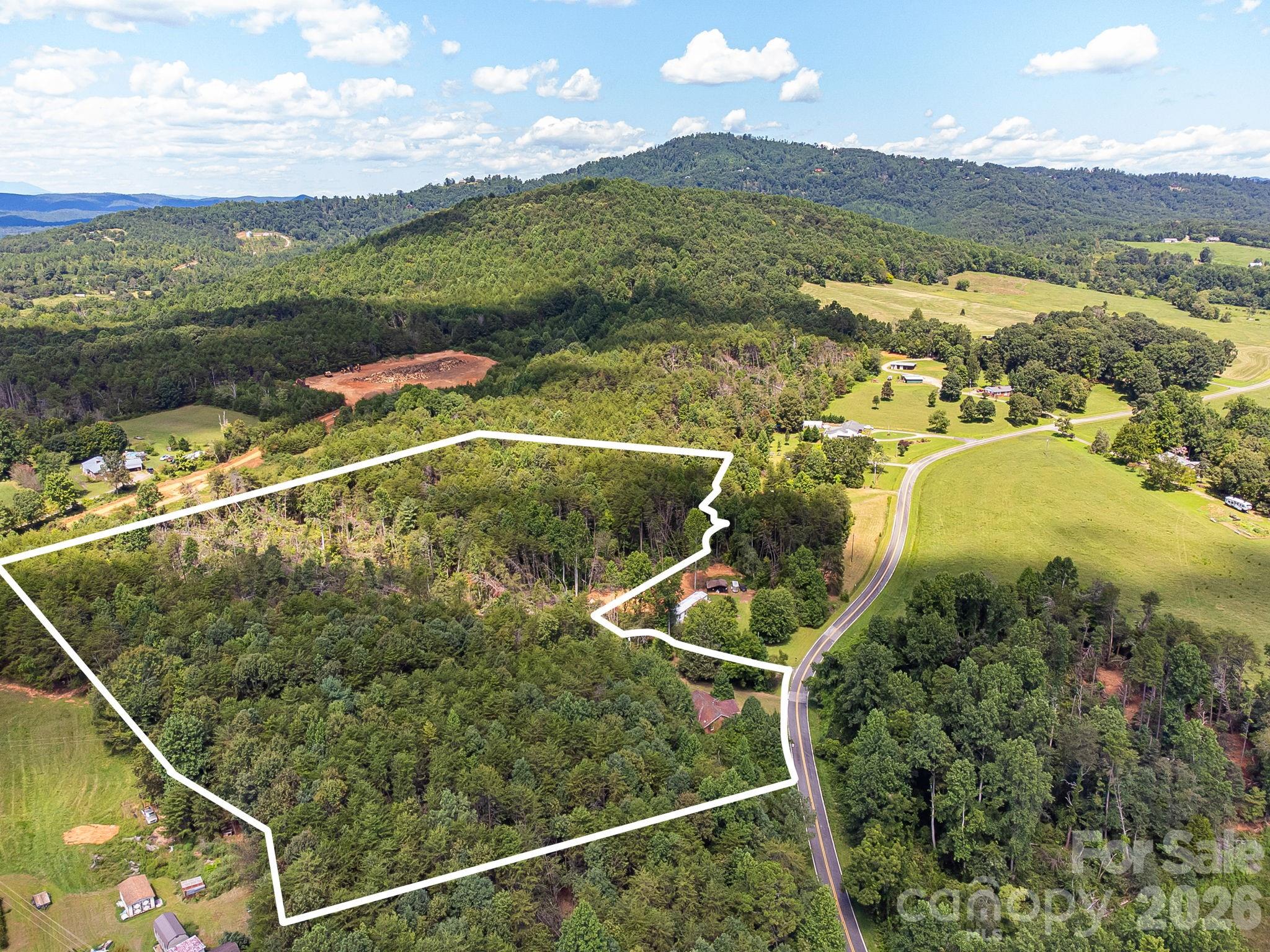 211 Luckadoo Road