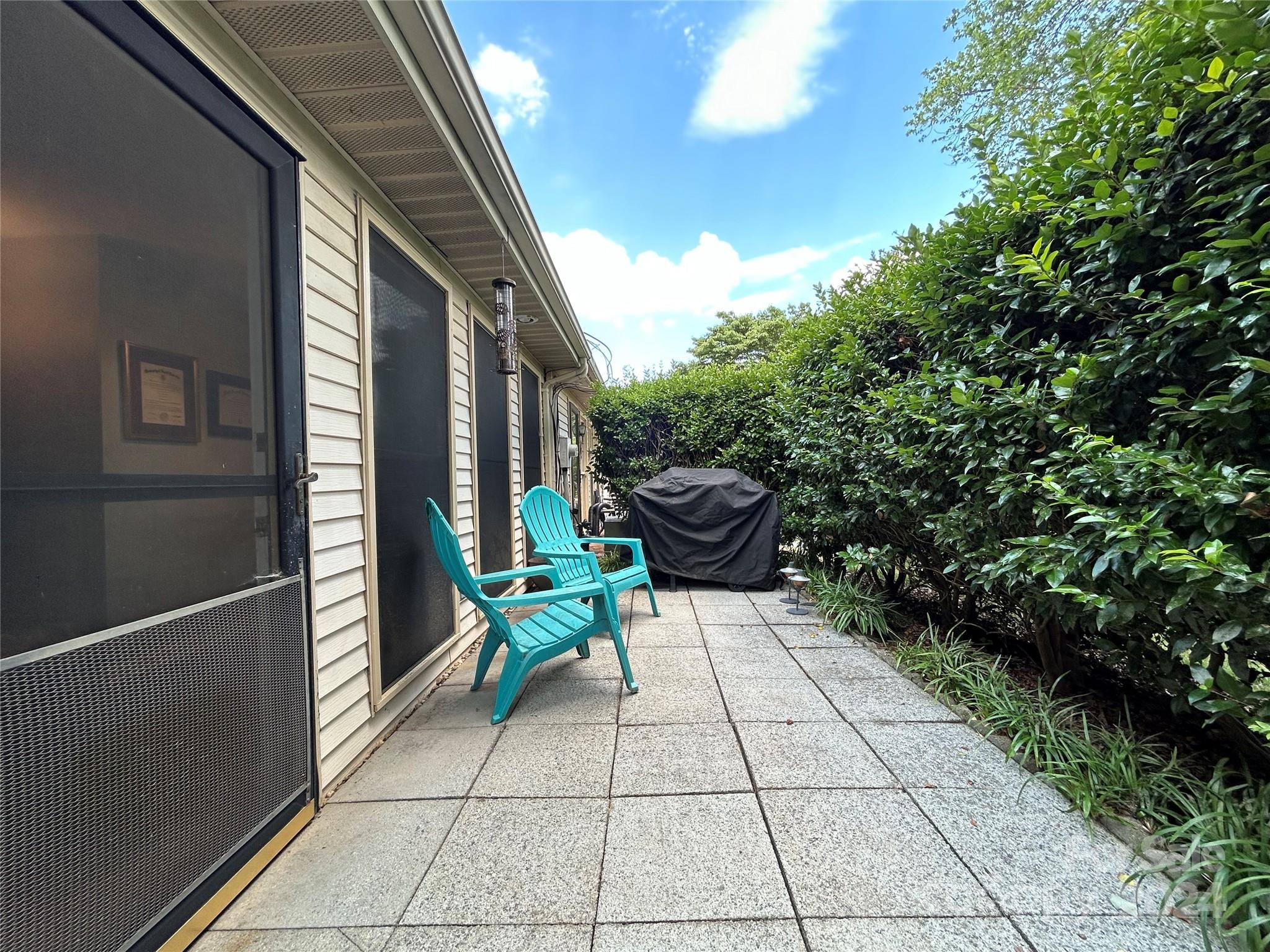 Colony Square - Residential