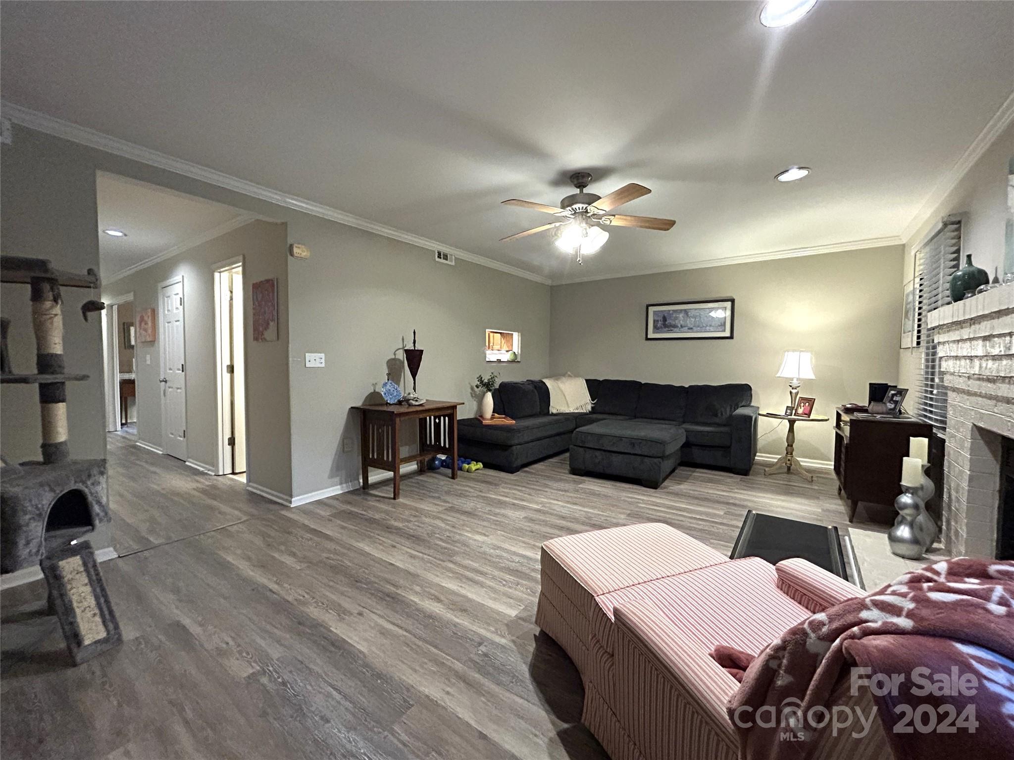 Colony Square - Residential