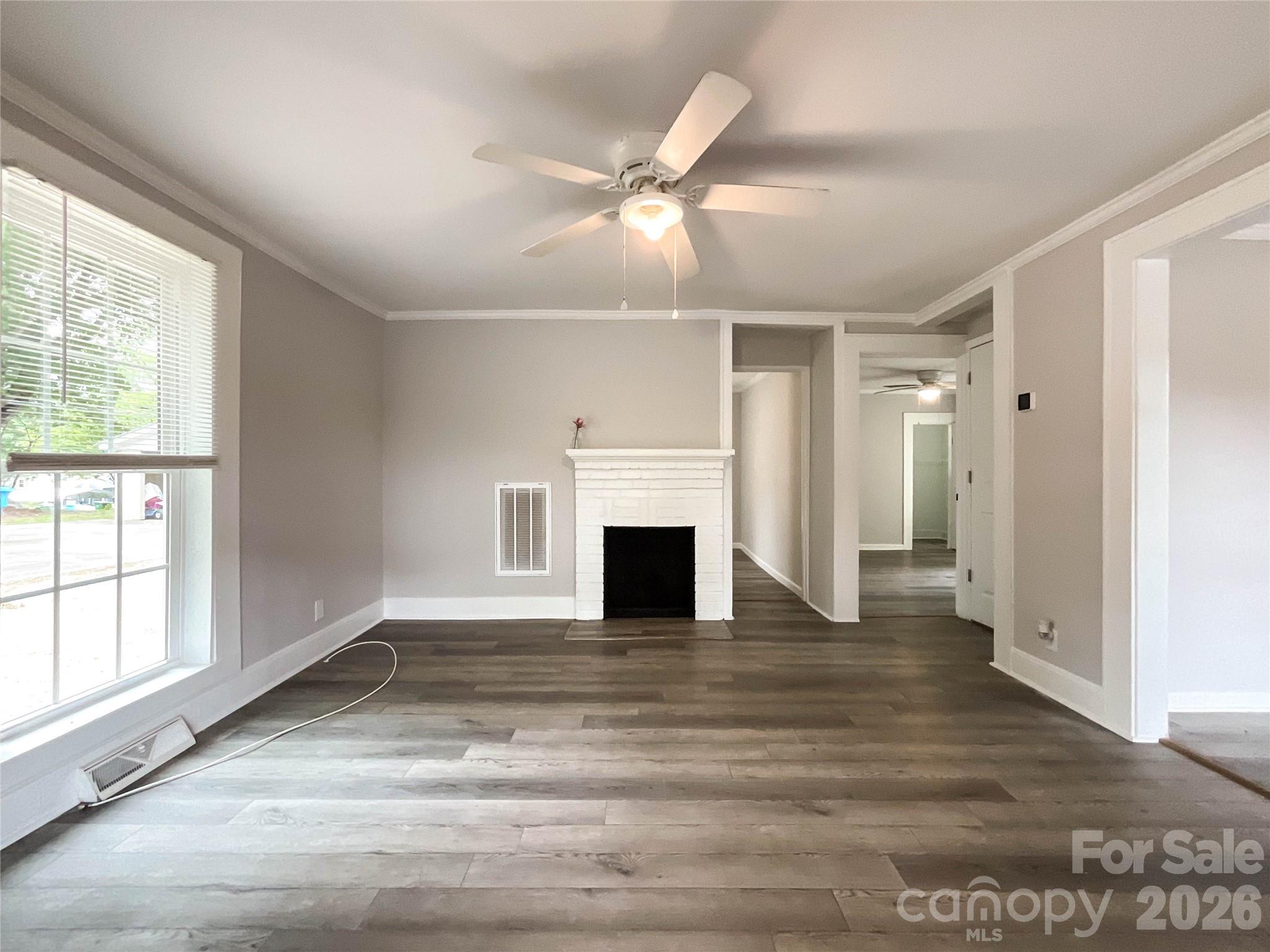 307 Leonard Avenue