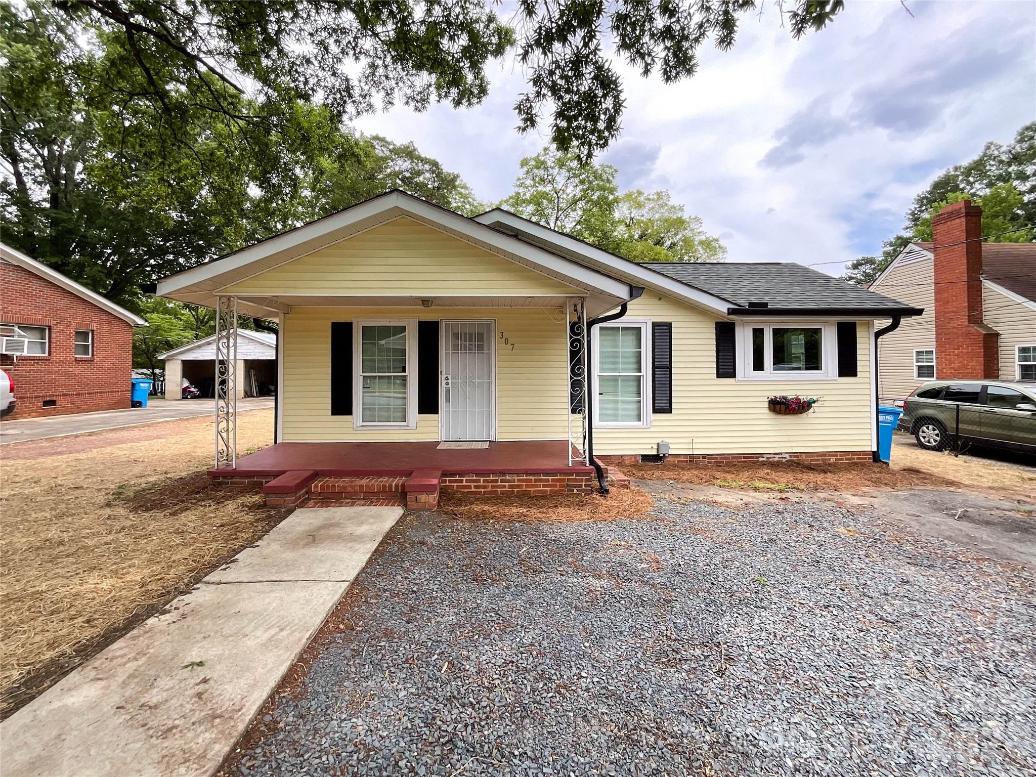 Photo 1 of 26 — 307 Leonard Avenue, Albemarle, NC 28001