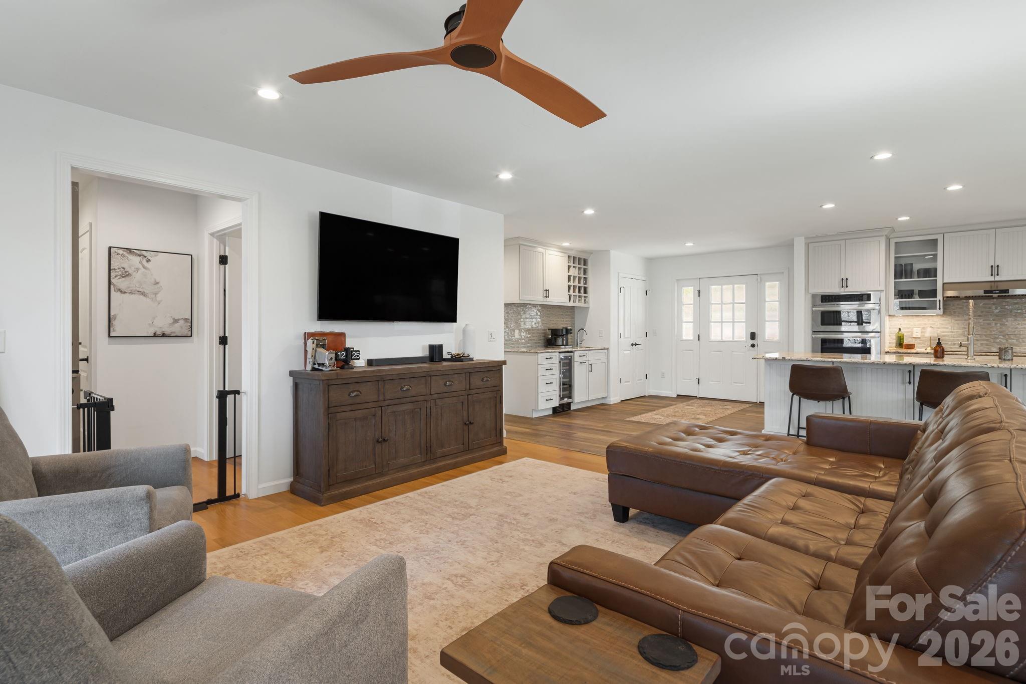 Rainbow Ridge - Residential