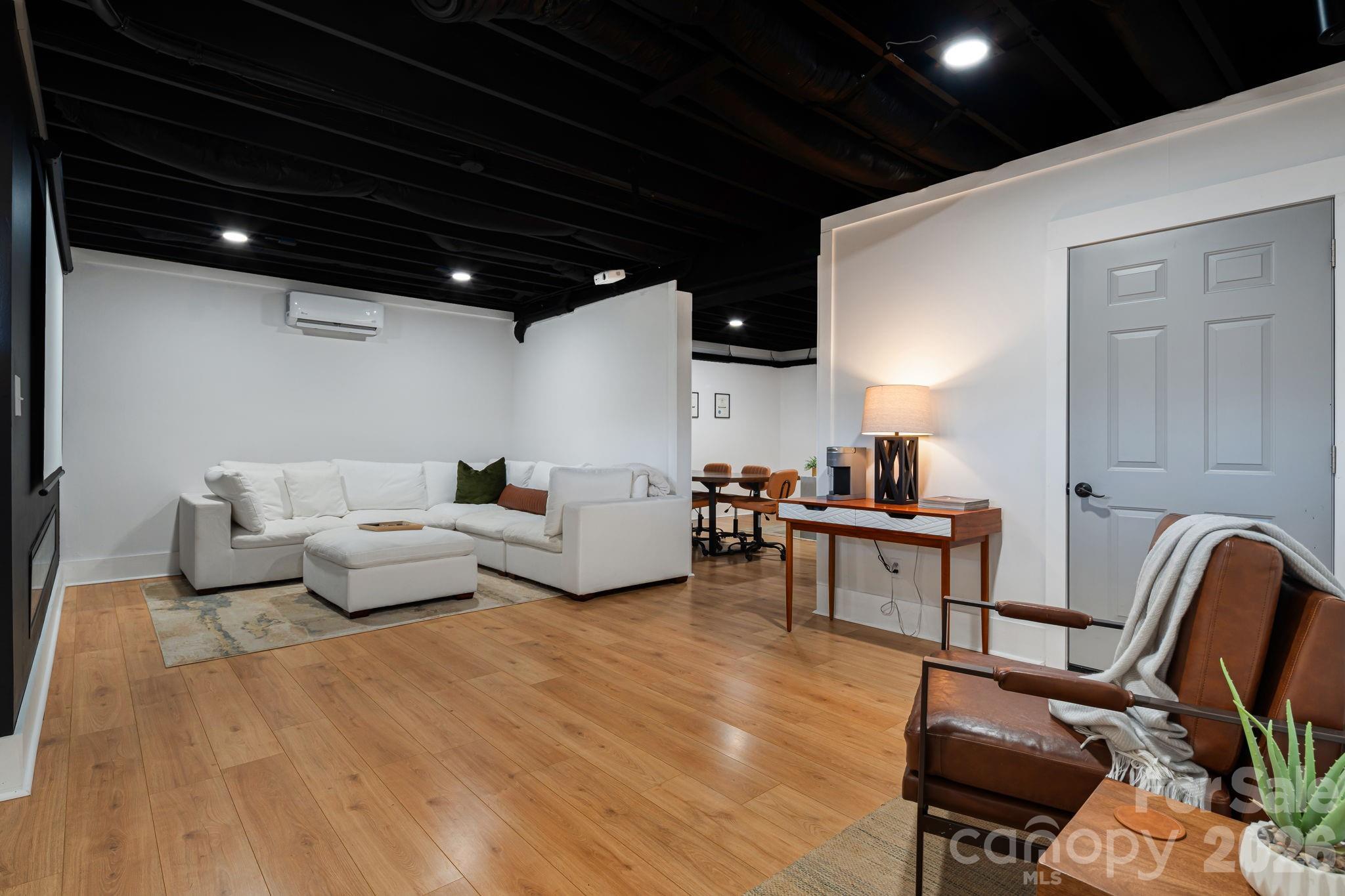 Rainbow Ridge - Residential