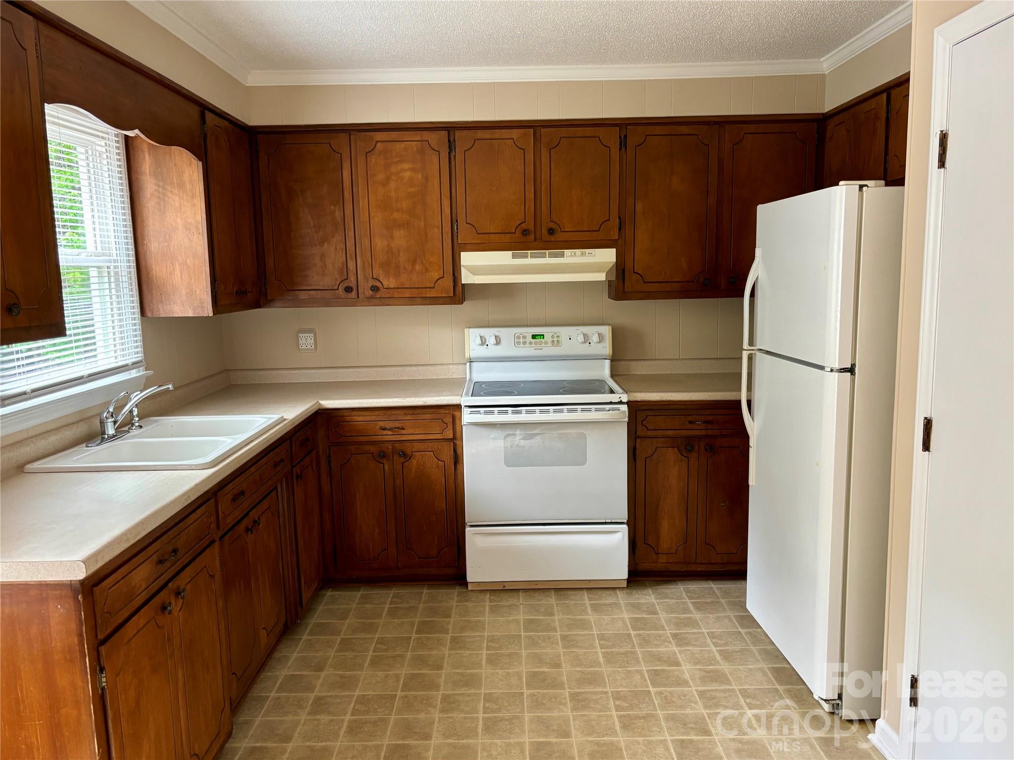 1388 Roundtree Lane 121