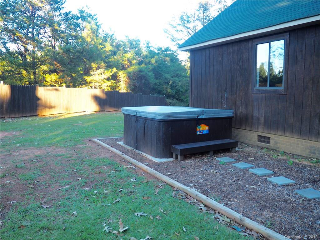 Apple Hill - Residential