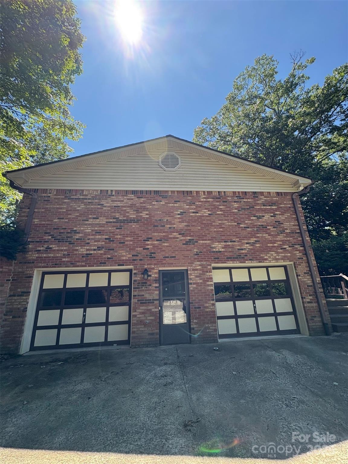 203 Haywood Knolls Drive