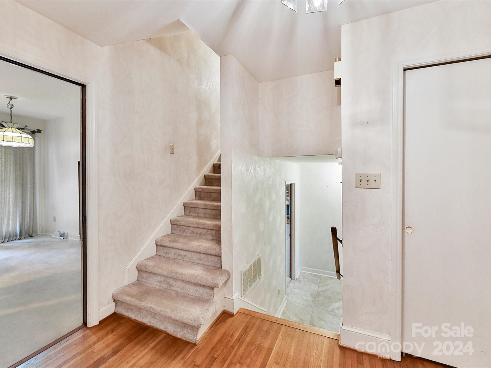 Ravenwood - Residential