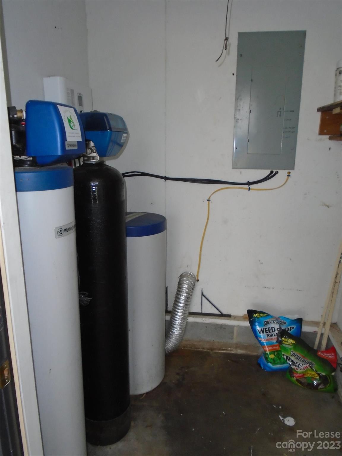 Unknown - Residential Lease