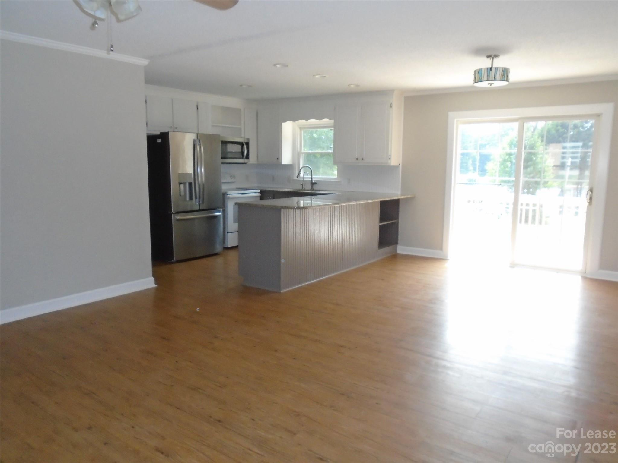 Unknown - Residential Lease