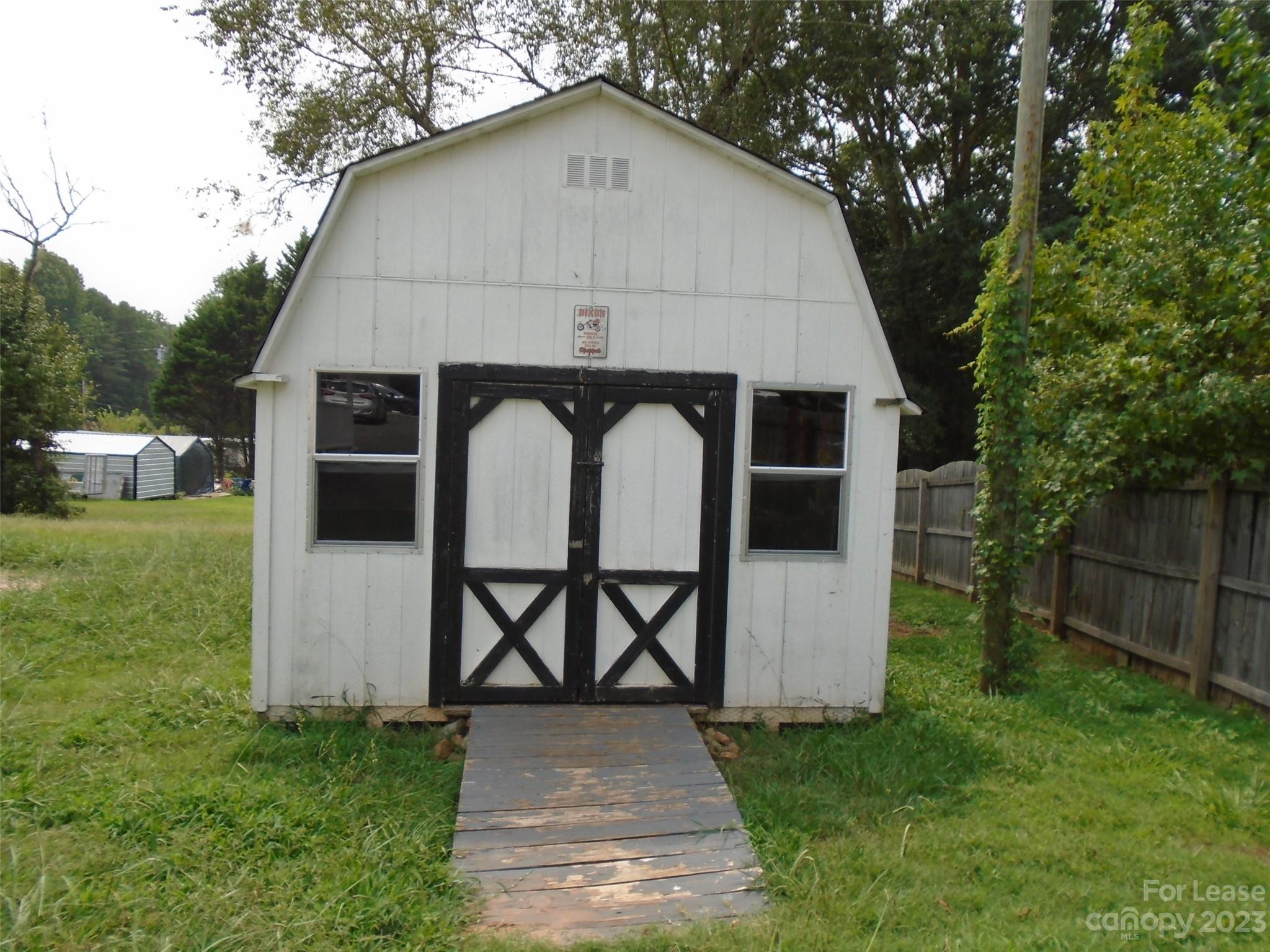 Unknown - Residential Lease