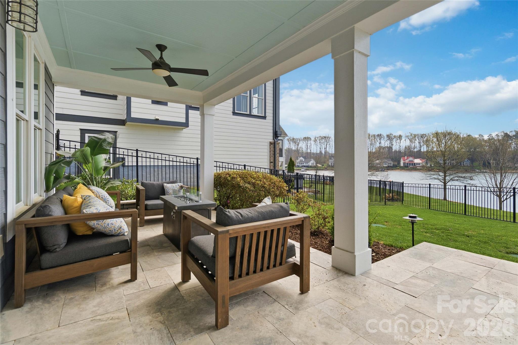 Sisters Cove - Residential