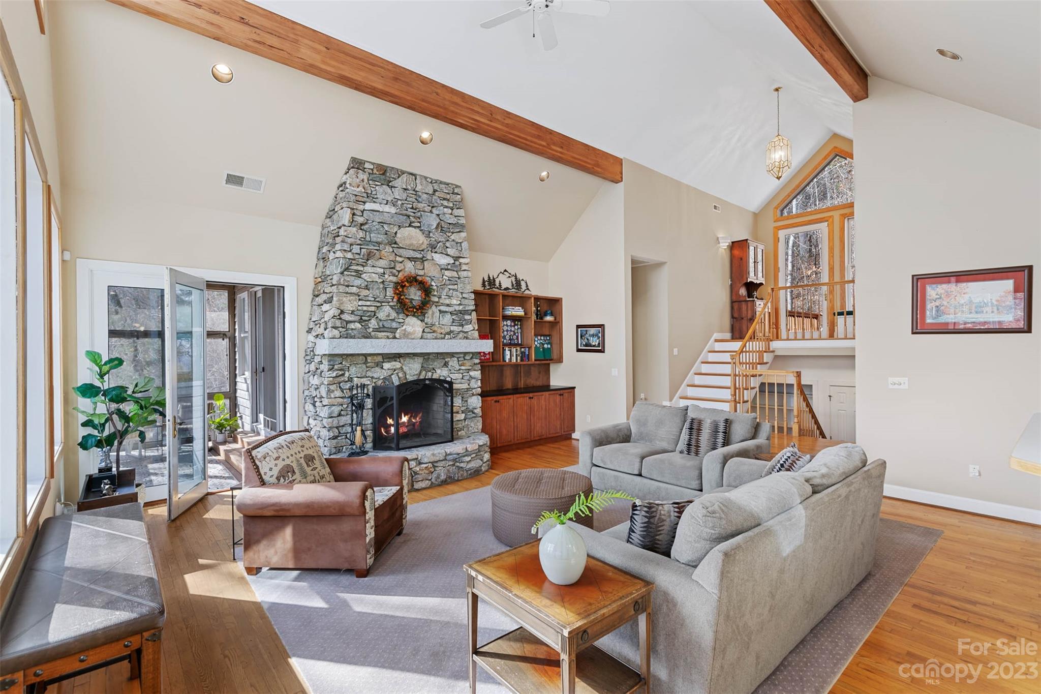 Mountain Chateau - Residential